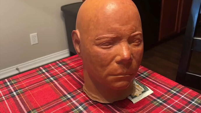 The Holy Grail Of Michael Myers Mask Collectibles - Chris Stanley.00_10_49_24.Quadro003