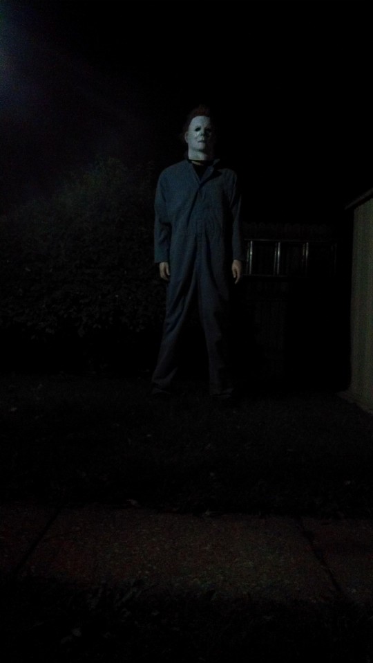 michael myers lifesize 1978 & 2007 135.jpg