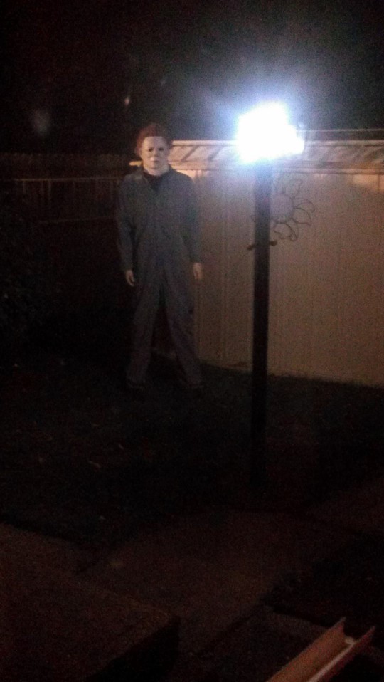 michael myers lifesize 1978 & 2007 131.jpg