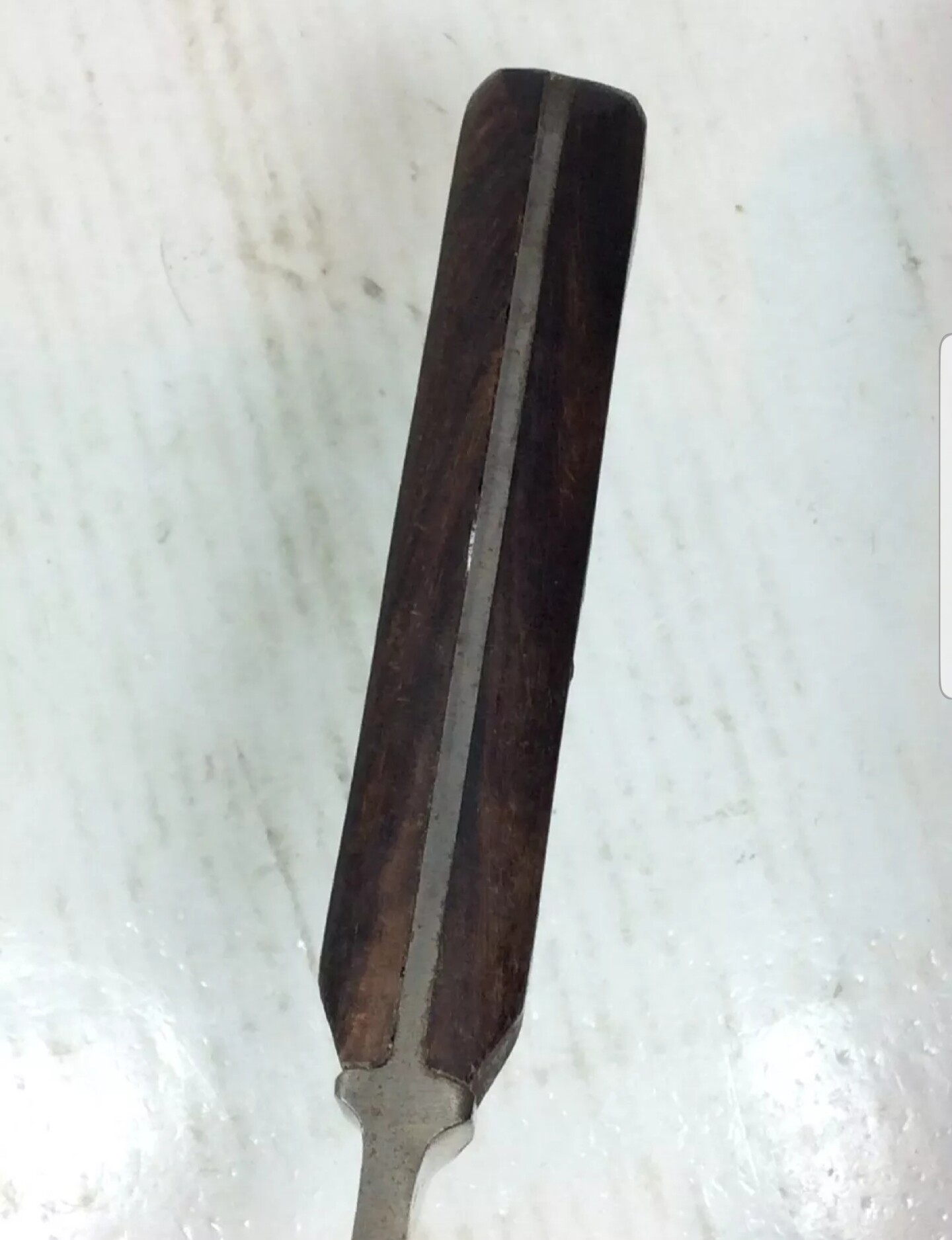 Mystery Knife Hilt Top.jpg