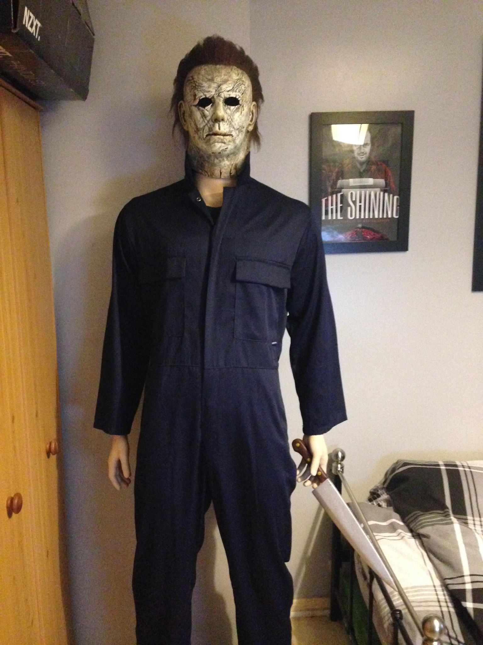 questions about my life size Michael Myers mannequin - General ...