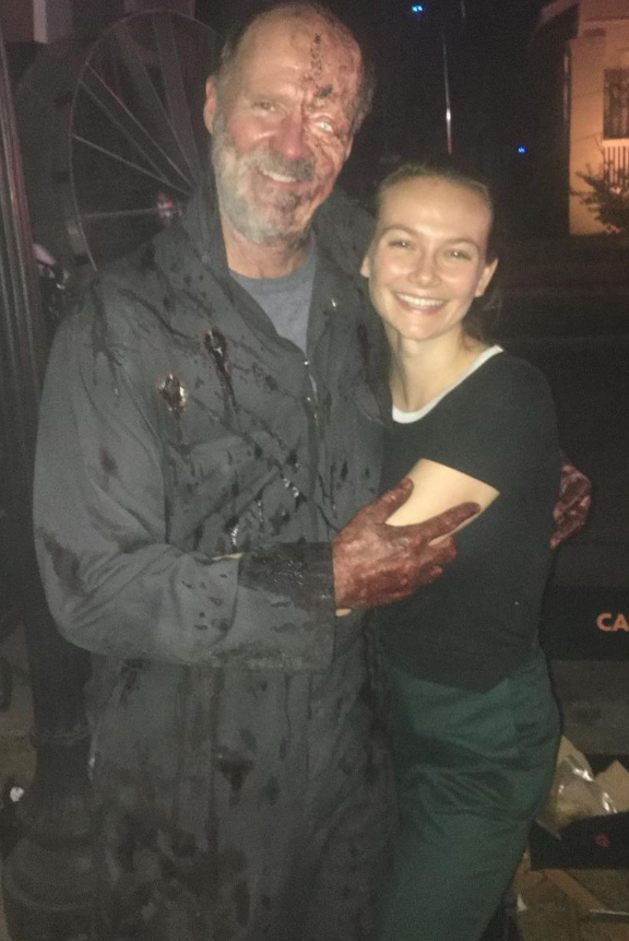 Screenshot 2021-11-14 at 17-06-04 Halloween Kills BTS Image Shows Michael Myers Hugging Laurie’s Granddaughter.png