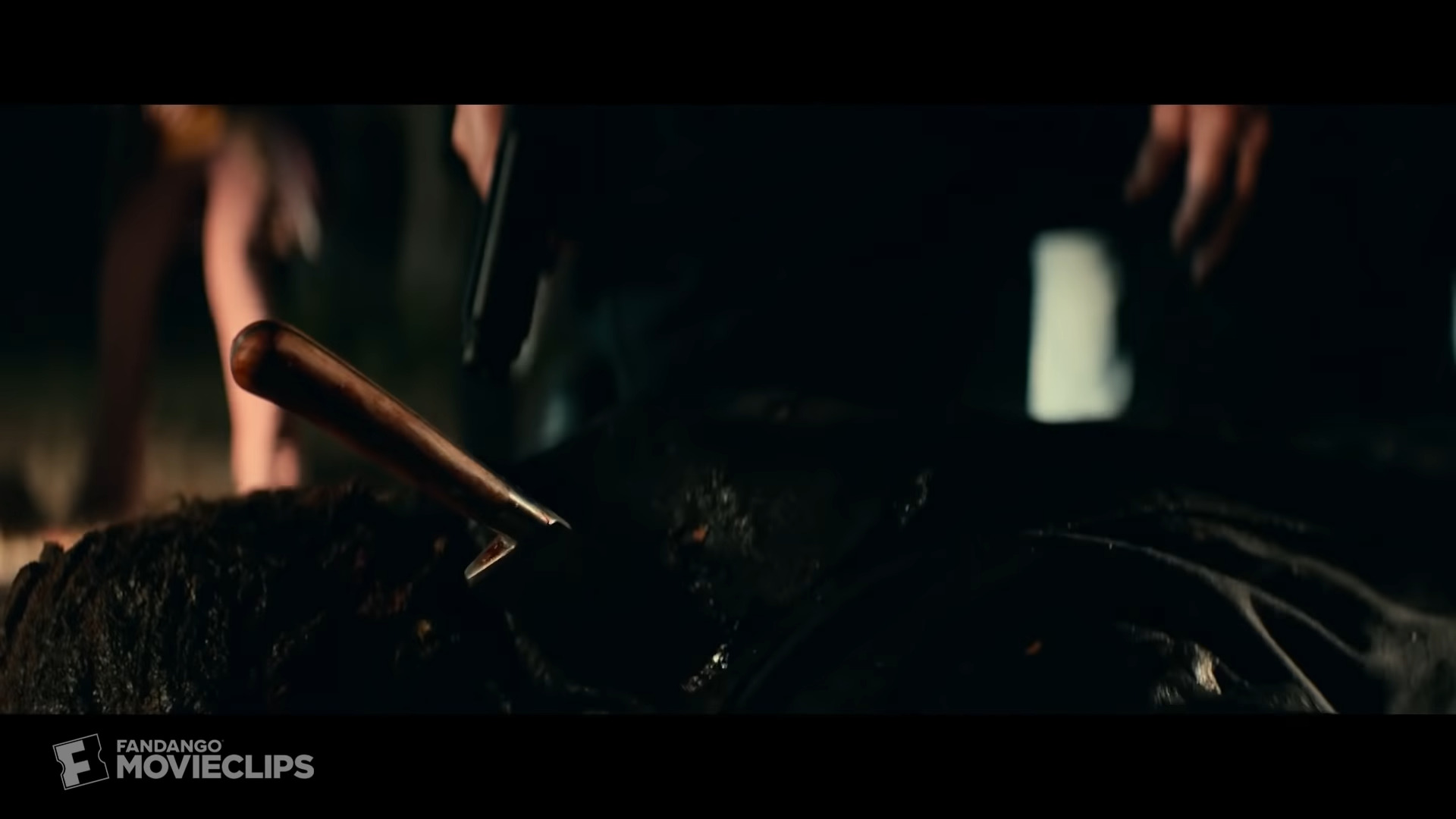 killsknife2.jpg
