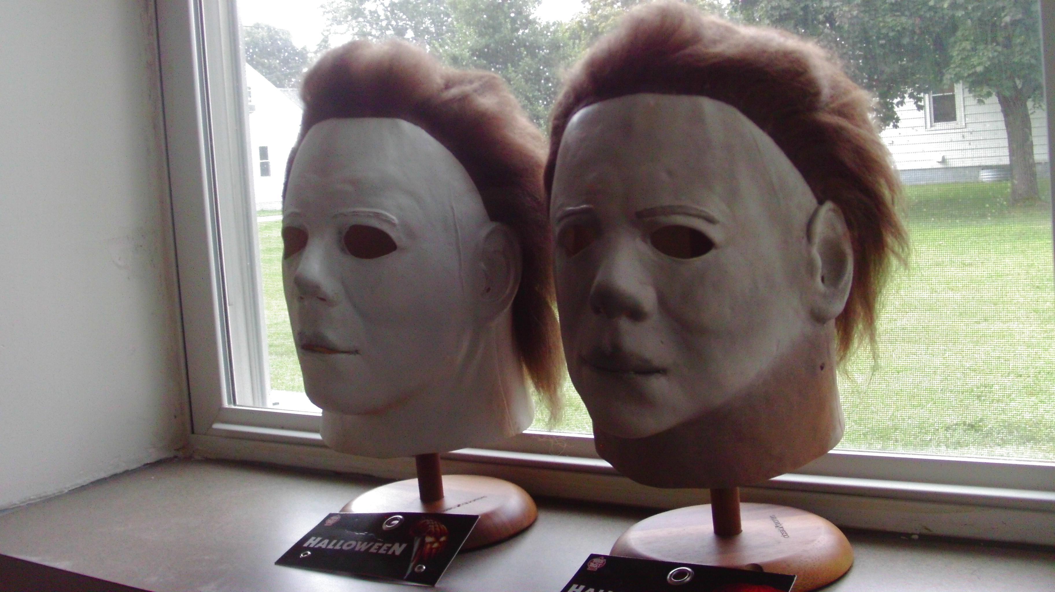 Store TOTS Halloween Michael Myers lot